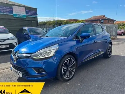 Used Renault Clio Signature 90 HP (66 kW) 2018 Blue Hatchback