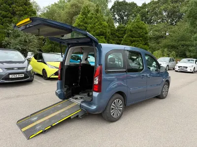 Used Peugeot TePee S 2015 Blue MPV