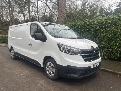 Używany Renault Trafic 2023 Biały