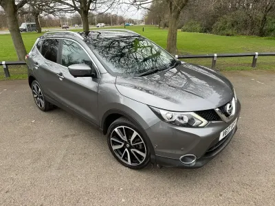 Used Nissan Qashqai Tekna 130 HP (95 kW) 2017 Grey SUV