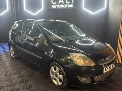 Second-hand Ford Fiesta 80 CP (58 kW) 2006 Negru Hatchback