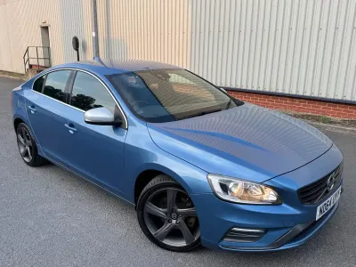 Used Volvo S60 R-Design 181 HP (133 kW) 2015 Blue Sedan