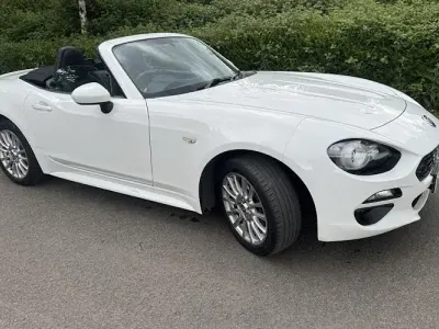 Używany Fiat 124 Spider Classica 140 KM (102 kW) 2017 Biały Kabriolet