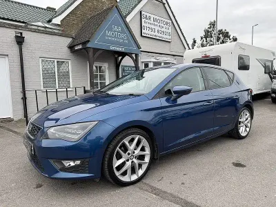 Usado Seat Leon FR 150 CV (110 kW) 2016 Azul Utilitario