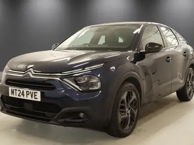 Used Citroën C4 PureTech 100 HP (73 kW) 2024 Blue SUV