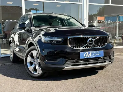 Used Volvo XC40 Momentum 2019 Black SUV