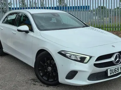 Used Mercedes A180 Executive 116 HP (85 kW) 2019 White Hatchback