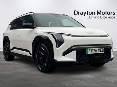Used Kia EV3 GT-Line S 147 kW (201 HP) 2025 White SUV