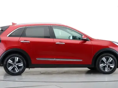 Used Kia Niro 2022 Red SUV