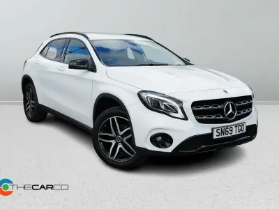 Used Mercedes GLA180 Urban 122 HP (89 kW) 2019 White SUV