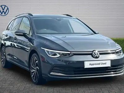 Used VW Golf VIII Style 130 HP (95 kW) 2023 Grey Estate