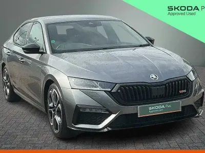 Używany Skoda Octavia vRS 180 KM (132 kW) 2023 Szary Hatchback