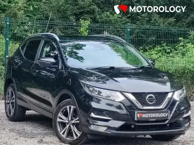 Używany Nissan Qashqai N-Connecta 140 KM (102 kW) 2018 Czarny SUV