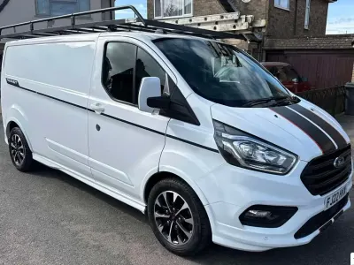 Used Ford Transit Custom Sport 2022 White Van