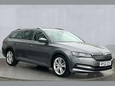 Gebraucht Skoda Superb SE L 200 PS (147 kW) 2022 Grau Kombi