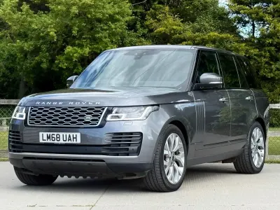 Used Land Rover Range Rover Vogue SE 275 HP (202 kW) 2018 Grey SUV