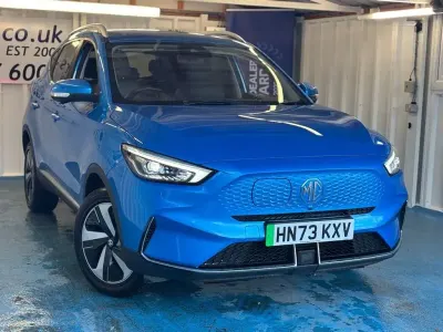 Używany MG ZS Trophy Connect 130 kW (177 KM) 2023 Niebieski Sedan/Limuzyna