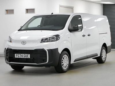 White Used 2024 Toyota Proace MPV | £25,689