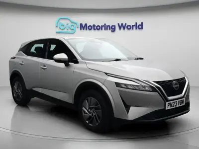 Used Nissan Qashqai Acenta Premium 140 HP (102 kW) 2023 Silver SUV