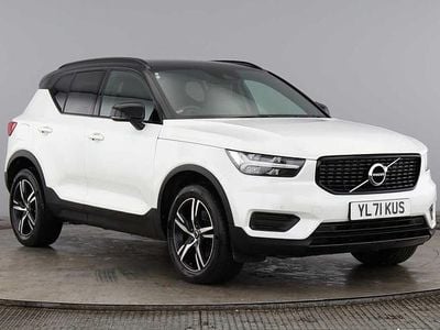 White Used 2021 Volvo XC40 R-Design SUV | £20,241 (Fair price)