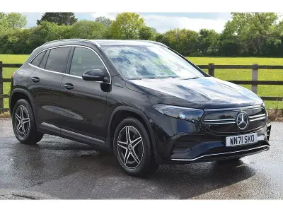Begagnad Mercedes EQA250 AMG line 139 kW (190 HK) 2021 Svart SUV