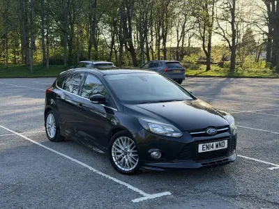 Used Ford Focus Zetec 115 HP (84 kW) 2014 Black Hatchback