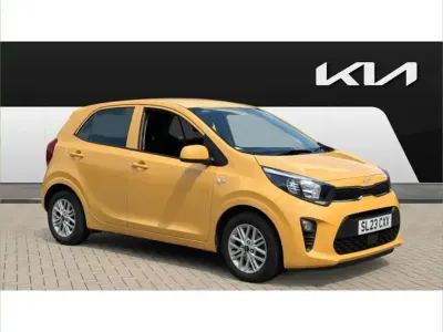 Used Kia Picanto 65 HP (47 kW) 2023 Yellow Hatchback