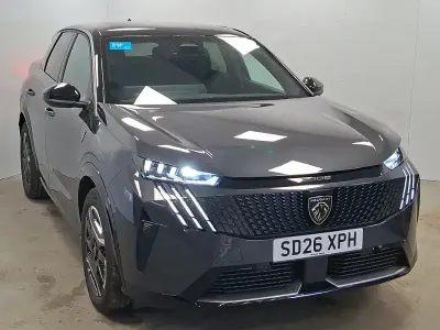 Used Peugeot e-3008