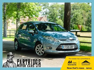 Used Ford Fiesta Zetec 2009 Blue Hatchback