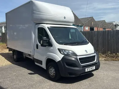 Used Peugeot Boxer 140 HP (102 kW) 2021 White Van