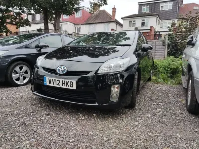 Used Toyota Prius 134 HP (98 kW) 2012 Black Hatchback