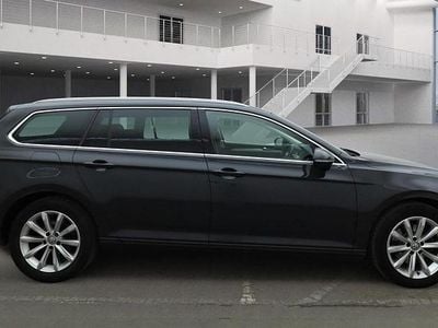 Urano grey Used 2017 VW Passat Business Estate | £8,575 (Fair price)