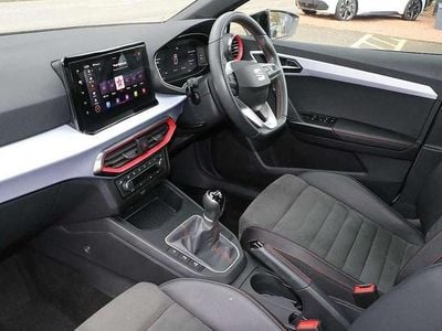 Used Seat Ibiza FR Sport 94 HP (69 kW) 2023 White Hatchback