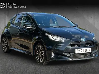 Used Toyota Yaris Design 114 HP (83 kW) 2022 Black Hatchback