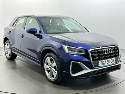 Usado Audi Q2 S-Line 150 HP (110 kW) 2021 Azul SUV