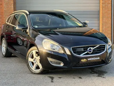 Used Volvo V60 SE Lux 180 HP (132 kW) 2013 Black Estate
