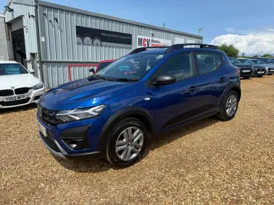 Usado Dacia Sandero Essentiel 100 HP (73 kW) 2021 Azul Citadino