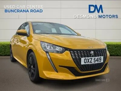 Used Peugeot 208 Active 75 HP (55 kW) 2020 Yellow Hatchback