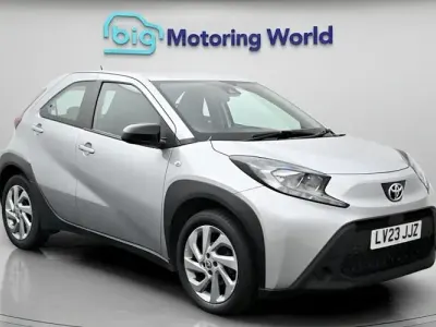 Usado Toyota Aygo X PURE 72 HP (52 kW) 2025 SUV