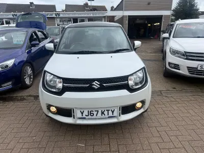 Used Suzuki Ignis SZ3 90 HP (66 kW) 2017 White/black SUV