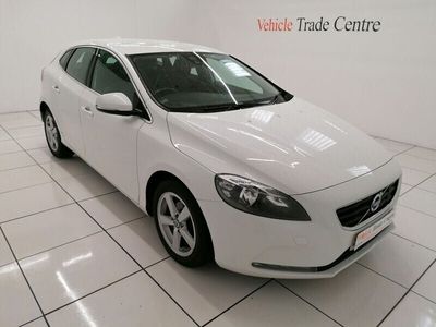 used Volvo V40 1.6 D2 SE 5d 113 BHP