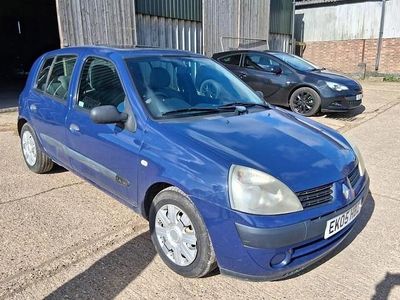 Used Renault Clio II Expression 2005 Blue Hatchback