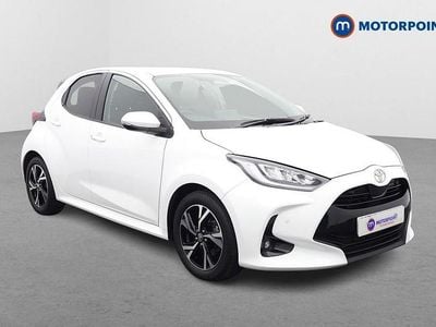 Used Toyota Yaris Hybrid Design 2024 White Hatchback