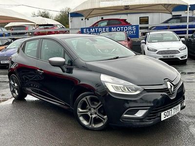 Black Used 2017 Renault Clio IV Signature Hatchback | £5,599 (Fair price)