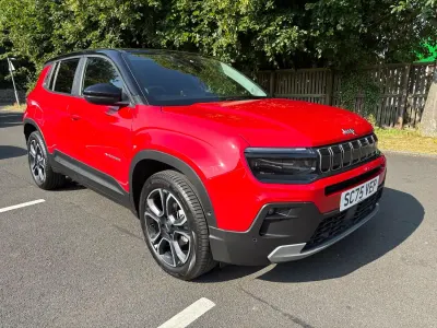 Used Jeep Avenger Summit 100 HP (73 kW) 2026 Red/black SUV