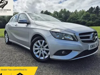 Used Mercedes A180 SE 109 HP (80 kW) 2014 Silver Hatchback