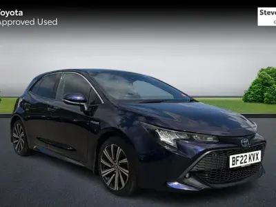 Used Toyota Corolla Design 184 HP (135 kW) 2022 Blue Hatchback