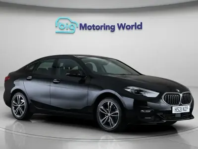 Begagnad BMW 218 Sport Line 136 HK (100 kW) 2021 Sedan