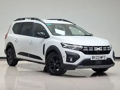 Used Dacia Jogger Extreme 109 HP (80 kW) 2023 White MPV