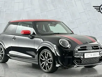 Used Mini Cooper Hatch 154 HP (113 kW) 2024 Black Hatchback